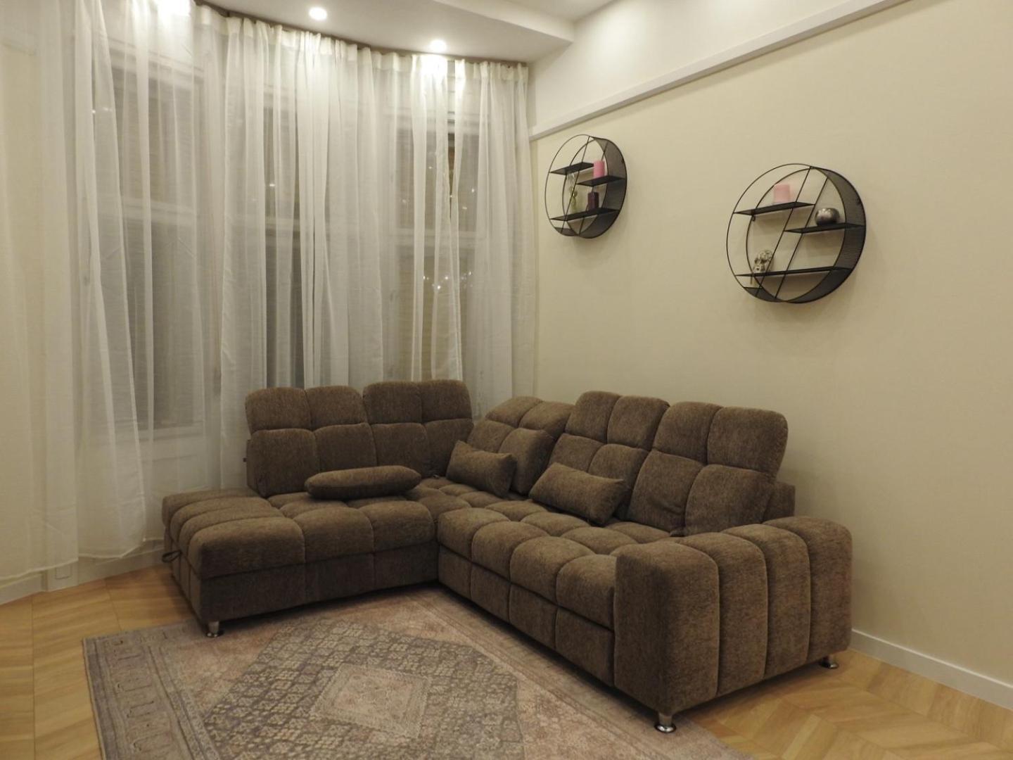 Marton'S Dessewffy Apartments บูดาเปสต์ ภายนอก รูปภาพ