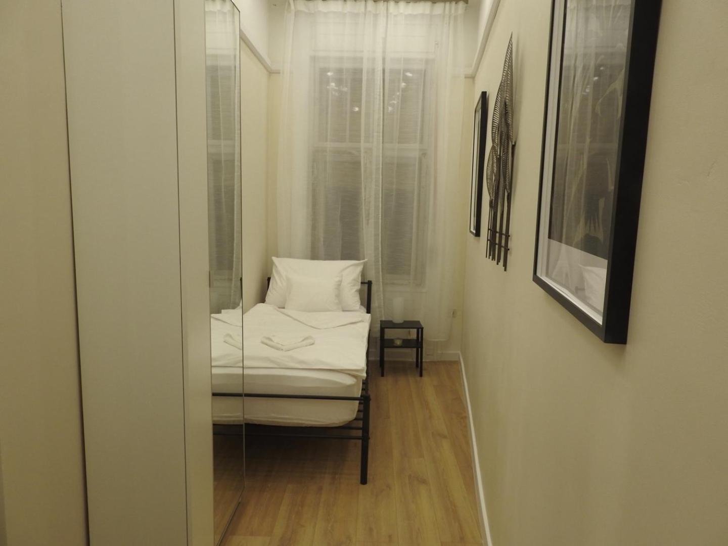 Marton'S Dessewffy Apartments บูดาเปสต์ ภายนอก รูปภาพ
