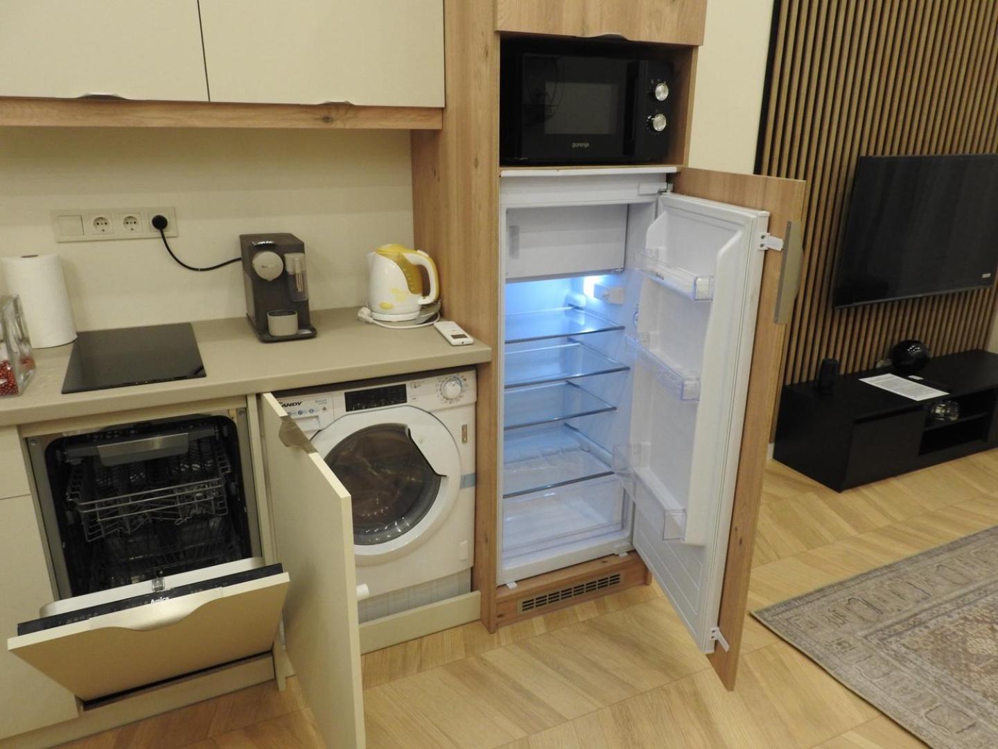 Marton'S Dessewffy Apartments บูดาเปสต์ ภายนอก รูปภาพ